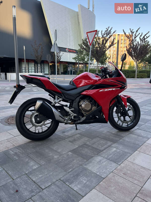 Спортбайк Honda CBR 400R 2016 в Києві
