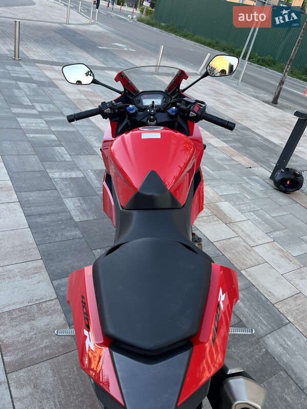 Спортбайк Honda CBR 400R 2016 в Києві