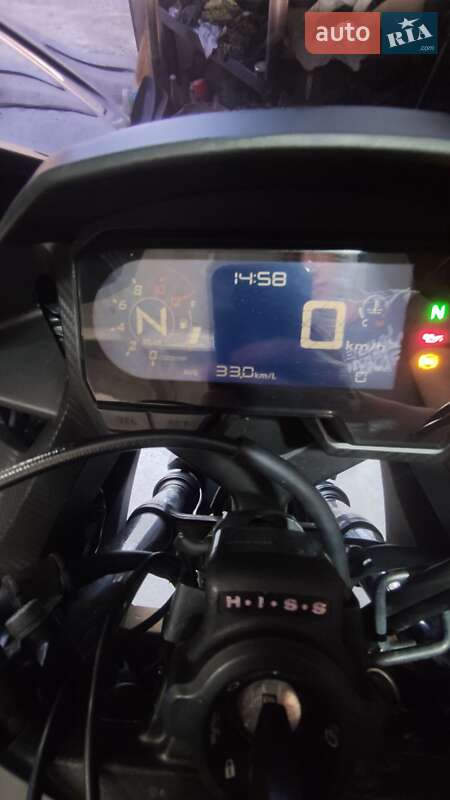 Спортбайк Honda CBR 400R 2019 в Виннице фото 4 Спортбайк Honda CBR 400R 2019 в Виннице