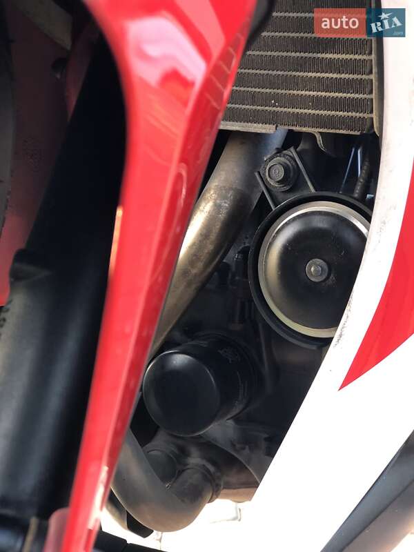 Мотоцикл Спорт-туризм Honda CBR 400R 2013 в Умани