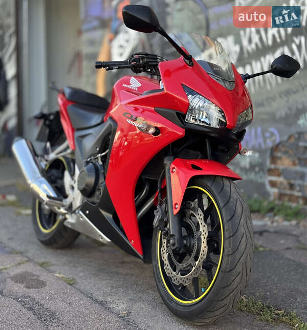 Спортбайк Honda CBR 400R 2013 в Києві