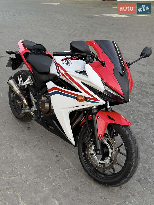 Спортбайк Honda CBR 400R 2016 в Миколаєві