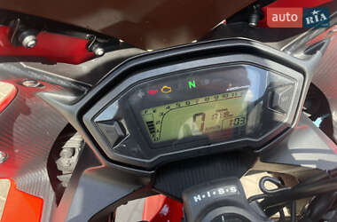 Спортбайк Honda CBR 400R 2016 в 