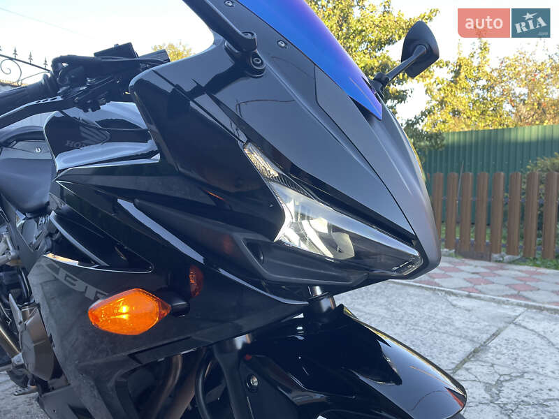 Мотоцикл Спорт-туризм Honda CBR 400R 2016 в Славуте