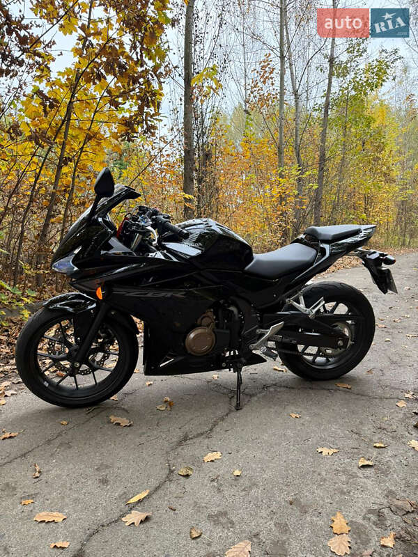 Спортбайк Honda CBR 400R 2016 в Києві