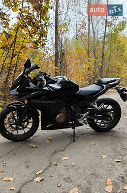 Спортбайк Honda CBR 400R 2016 в  фото 13 Спортбайк Honda CBR 400R 2016 в