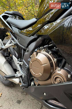 Спортбайк Honda CBR 400R 2016 в  фото 23 Спортбайк Honda CBR 400R 2016 в