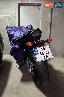 Спортбайк Honda CBR 400R 2016 в  фото 34 Спортбайк Honda CBR 400R 2016 в