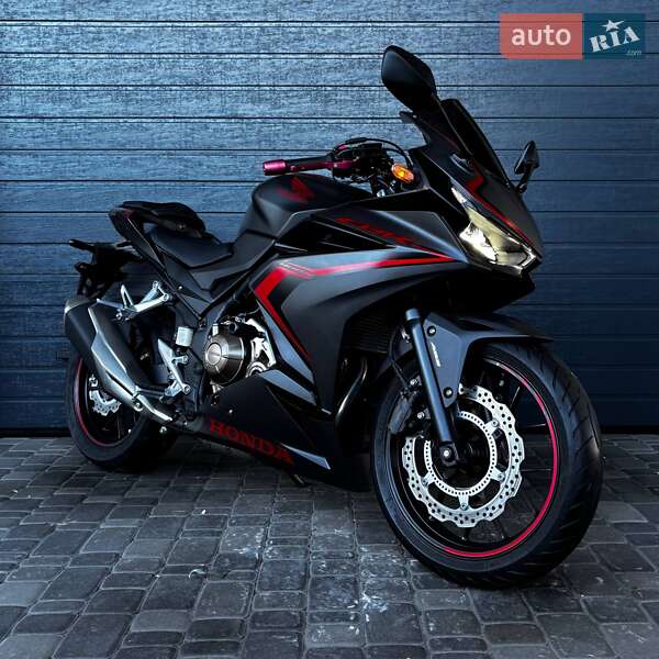 Honda CBR 400R 2020 Honda CBR 400R 2020