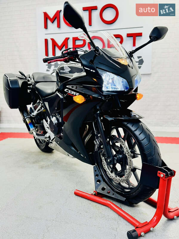 Спортбайк Honda CBR 400R 2013 в Одессе