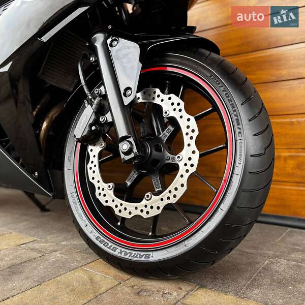 Мотоцикл Без обтекателей (Naked bike) Honda CBR 400R 2017 в Белой Церкви