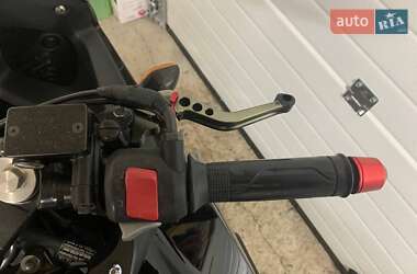 Спортбайк Honda CBR 400R 2013 в Казатине