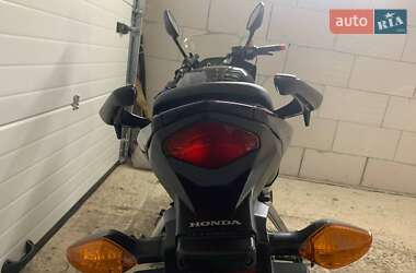 Спортбайк Honda CBR 400R 2013 в Казатине