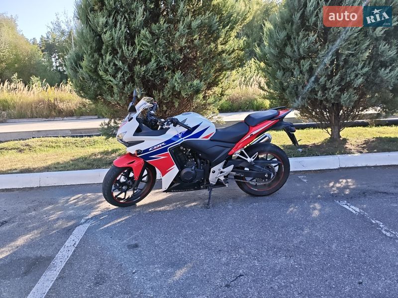 Honda CBR 400R 2014