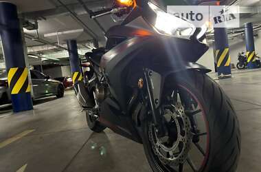 Спортбайк Honda CBR 500R 2021 в Киеве