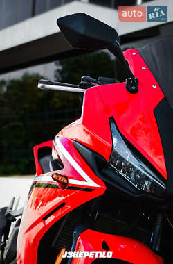Мотоцикл Спорт-туризм Honda CBR 500R 2018 в 