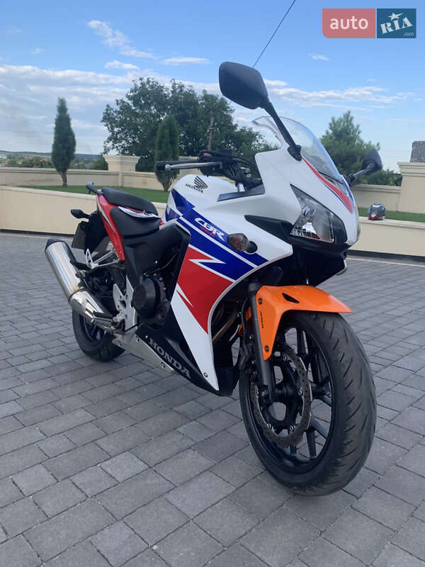 Honda CBR 500R 2016