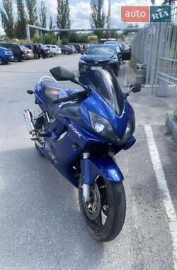 Спортбайк Honda CBR 600F4i 2002 в Богодухове