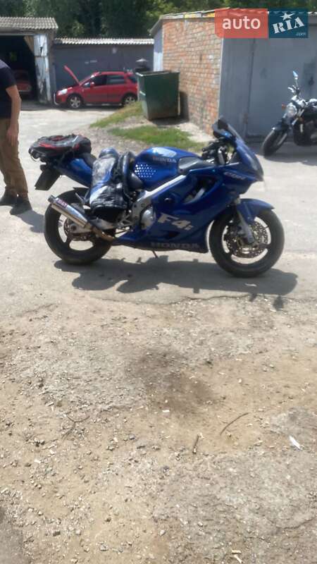 Спортбайк Honda CBR 600F4i 2002 в Богодухіву фото 4 Спортбайк Honda CBR 600F4i 2002 в Богодухіву
