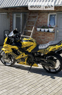 Спортбайк Honda CBR 600F4i 2006 в Ахтырке