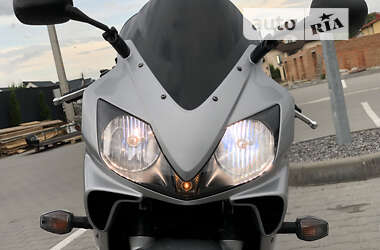 Спортбайк Honda CBR 600F4i 2002 в Виннице