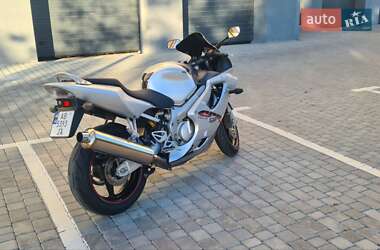 Спортбайк Honda CBR 600F4i 2002 в Вінниці