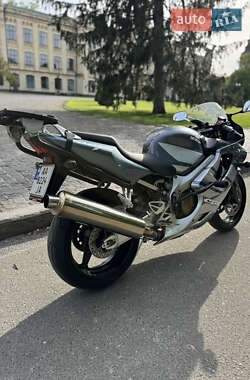 Мотоцикл Спорт-туризм Honda CBR 600F4i 2005 в 