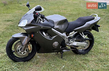 Мотоцикл Спорт-туризм Honda CBR 600F4i 2005 в Луцьку