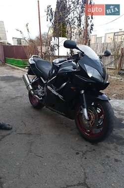 Мотоцикл Спорт-туризм Honda CBR 600F4i 2003 в 