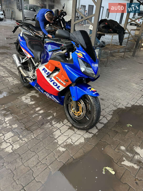 Мотоцикл Спорт-туризм Honda CBR 600F4i 2006 в Сумах