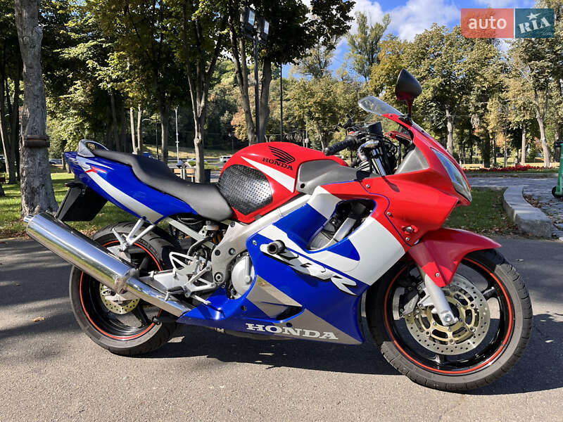 Мотоцикл Спорт-туризм Honda CBR 600F4i 2001 в Києві