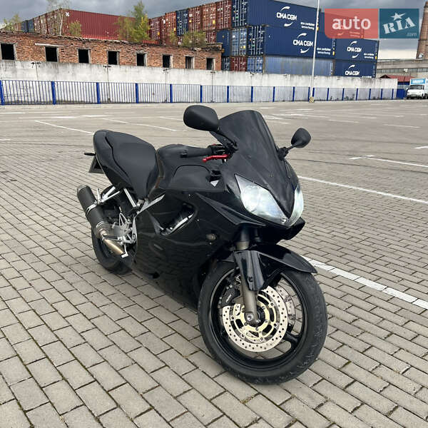 Спортбайк Honda CBR 600F4i 2004 в Збаражі