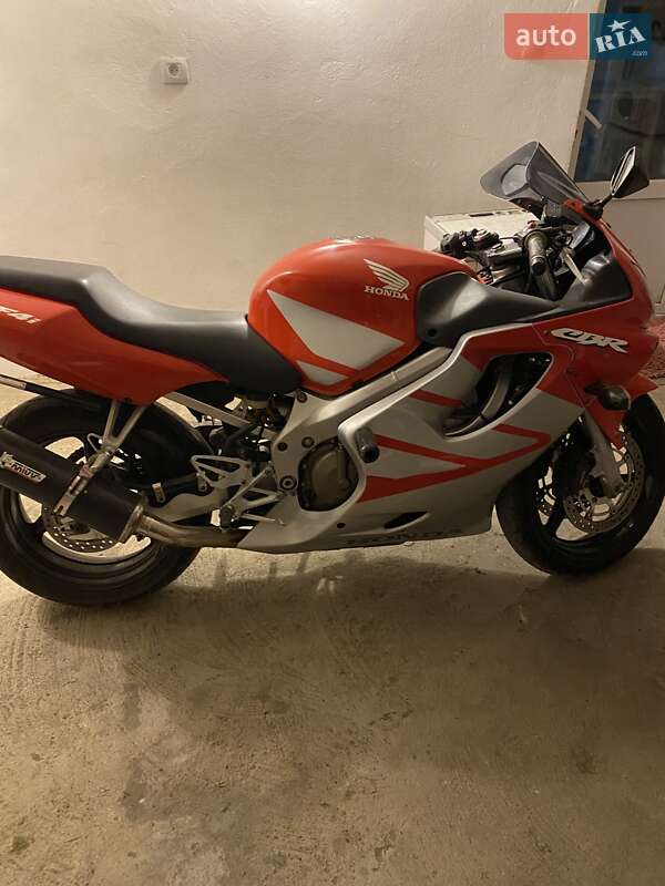 Спортбайк Honda CBR 600F4i 2005 в Дрогобичі фото 3 Спортбайк Honda CBR 600F4i 2005 в Дрогобичі