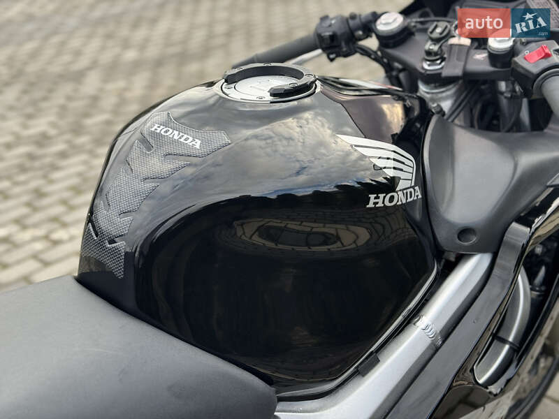 Мотоцикл Спорт-туризм Honda CBR 600F4i 2005 в Долині