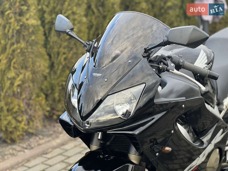 Мотоцикл Спорт-туризм Honda CBR 600F4i 2005 в Долині