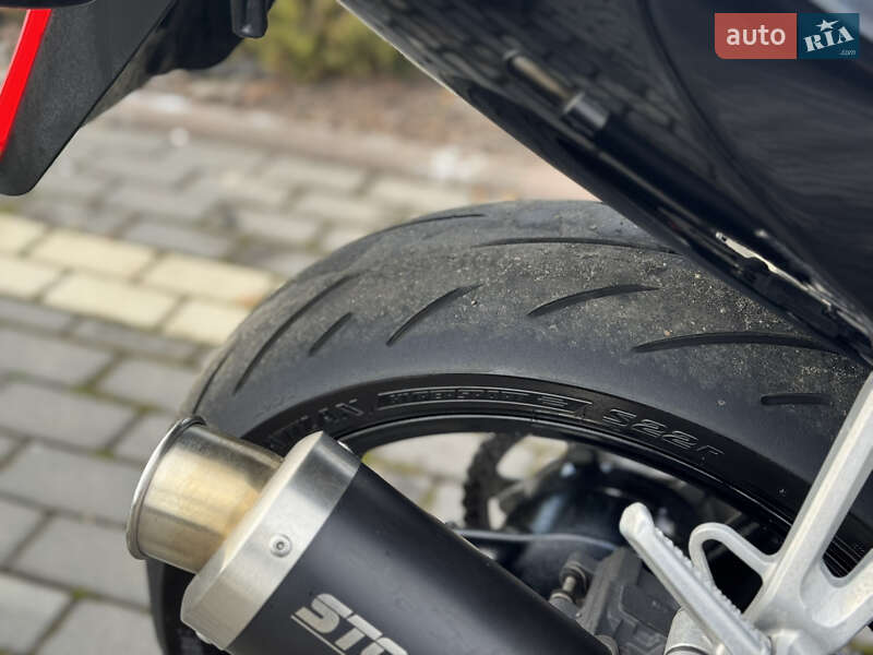 Мотоцикл Спорт-туризм Honda CBR 600F4i 2005 в Долині