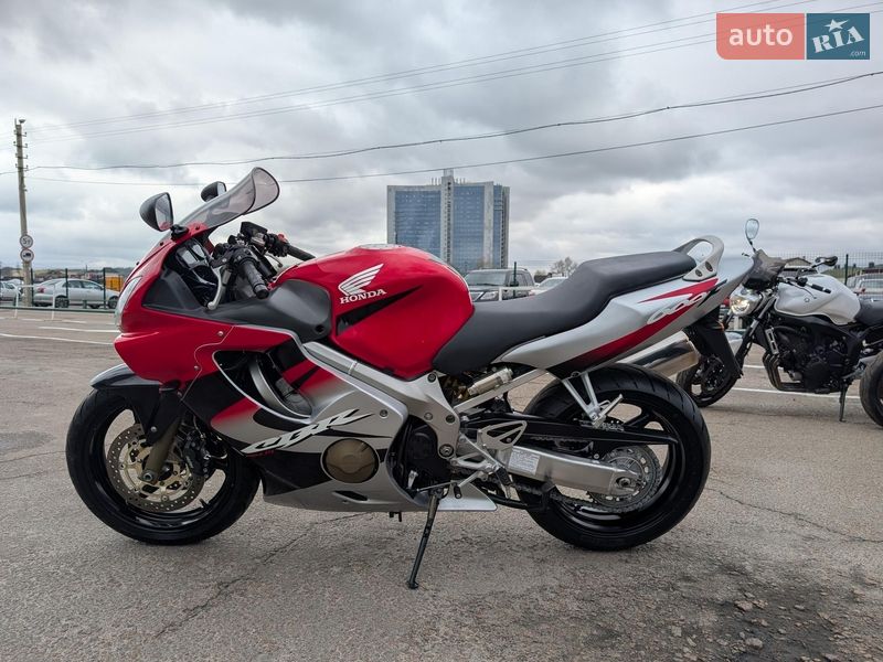 Honda CBR 600F4i 2004