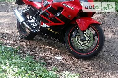 Спортбайк Honda CBR 600F 2001 в Полтаве