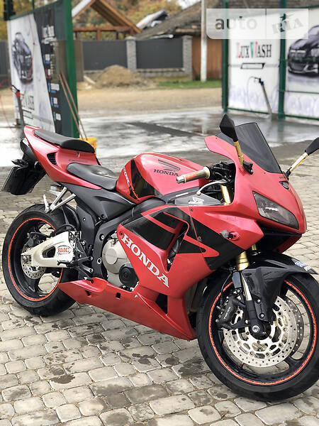 Спортбайк Honda CBR 600F 2005 в Коломые