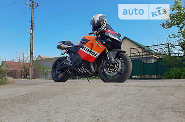 Спортбайк Honda CBR 600F 2006 в Марганце