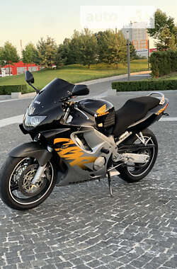 Мотоцикл Спорт-туризм Honda CBR 600F 1999 в Днепре