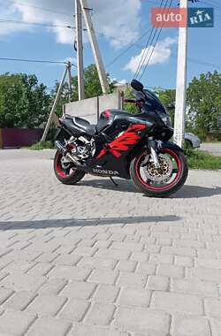 Спортбайк Honda CBR 600F 2000 в Виннице