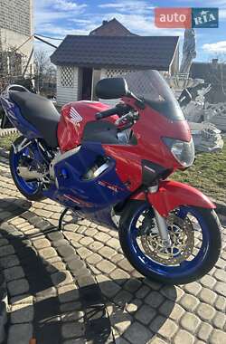 Спортбайк Honda CBR 600F 1999 в Чернівцях