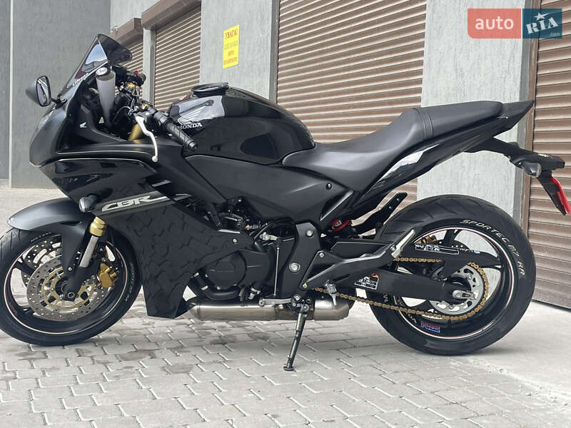 Спортбайк Honda CBR 600F 2012 в Хмельницком фото 5 Спортбайк Honda CBR 600F 2012 в Хмельницком