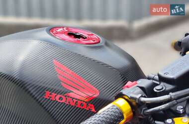 Мотоцикл Спорт-туризм Honda CBR 600F 2012 в 