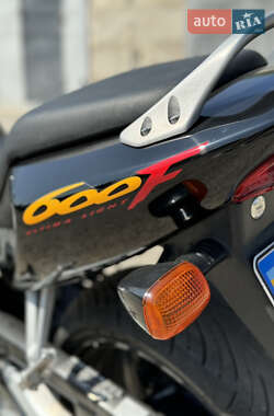 Мотоцикл Спорт-туризм Honda CBR 600F 2000 в 