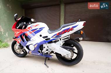 Спортбайк Honda CBR 600F 1995 в 
