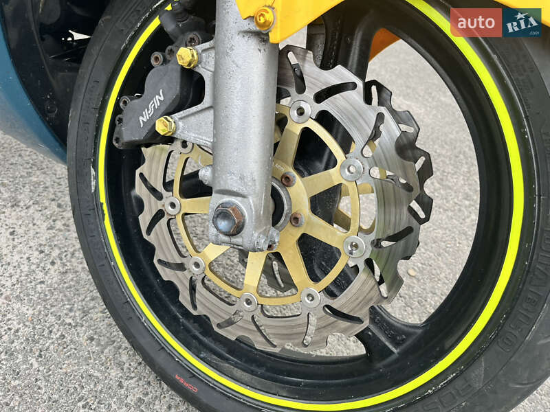 Спортбайк Honda CBR 600F 1999 в Києві