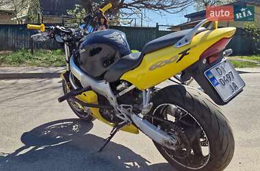Спортбайк Honda CBR 600F 1999 в 