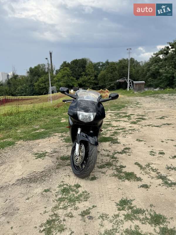 Спортбайк Honda CBR 600F 1998 в Києві